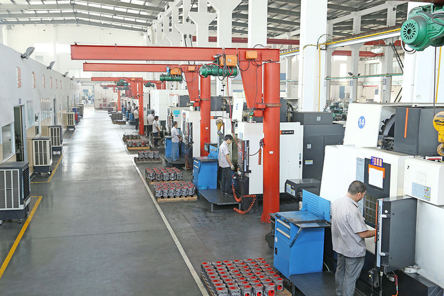 Ningbo Baosi Energy Equipment Co., Ltd. línea de producción del fabricante